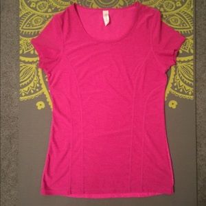 MPG sport fuchsia work out top small NWOT